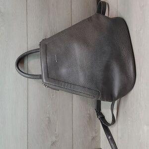 MATT&NAT Womens Leather Backpack Bag